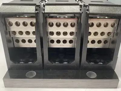 New | in-Stock Allen-Bradley Ser. A Power Feeder Distribution Block 3-Pole Terminal Blocks Michigan US | Maverick Industrial Sales #1389290