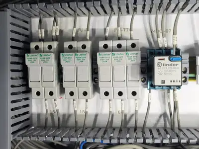 25kV 1200A 3ph Switchgear Unit w/ (2) Power Vac Breaker VB1 27.0-16-0