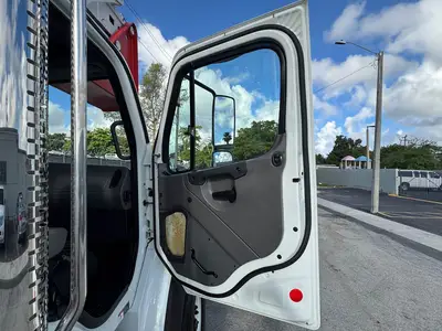Used 2015 ALTEC AH125 Bucket (boom) trucks Florida US | Truck and Van Outlet #1509151