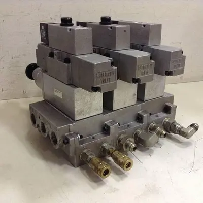 USED AUTOMATIC VALVE 416B67S31C-AA4