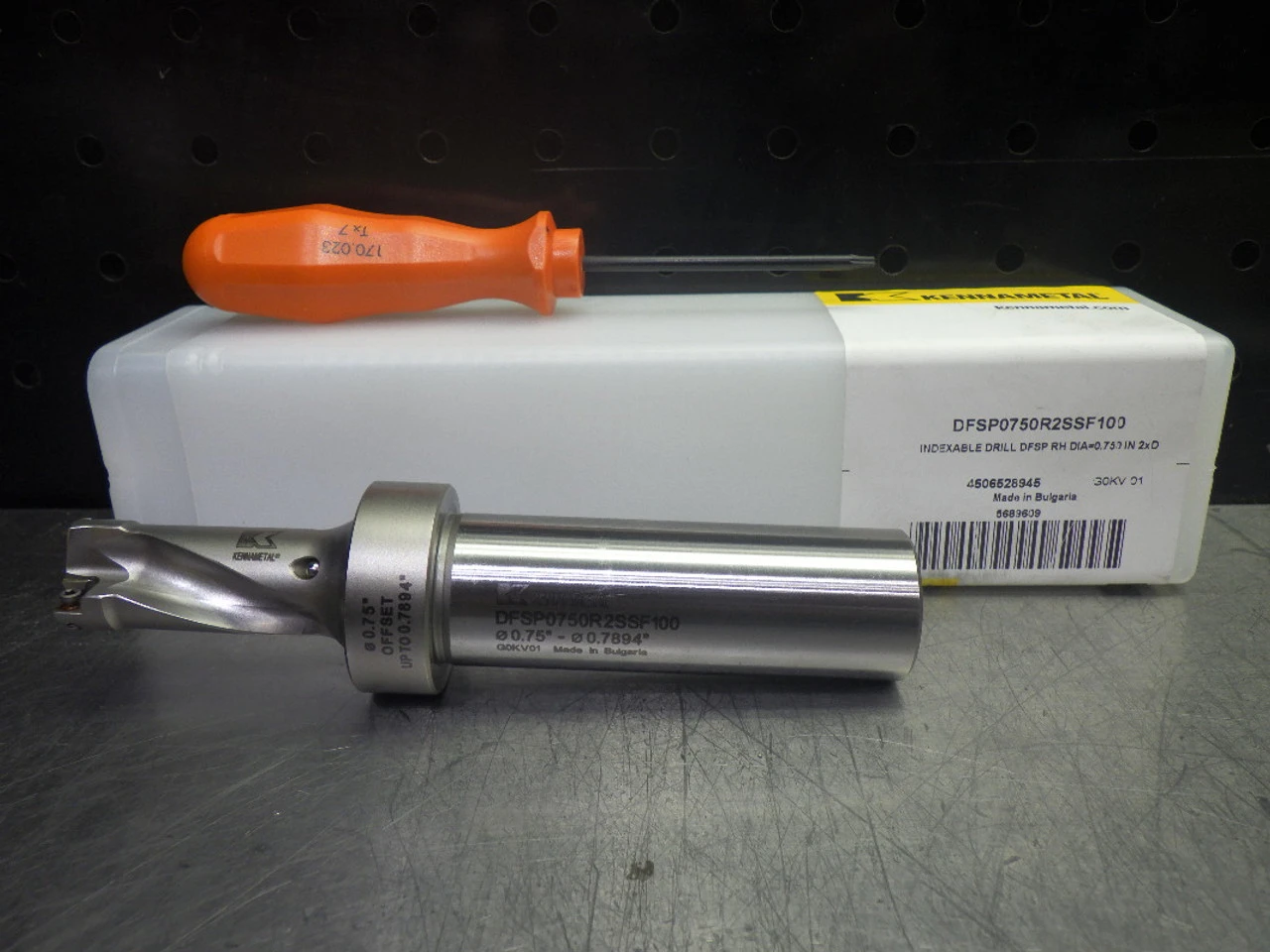 Kennametal 3/4" Coolant Thru Indexable Drill 1" Shank DFSP0750R2SSF100 (LOC877)