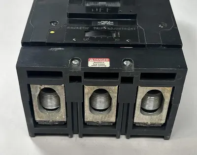 Used SQUARE D LAL36300 Circuit Breakers Ohio US | Surplus Asset Holdings #1708764