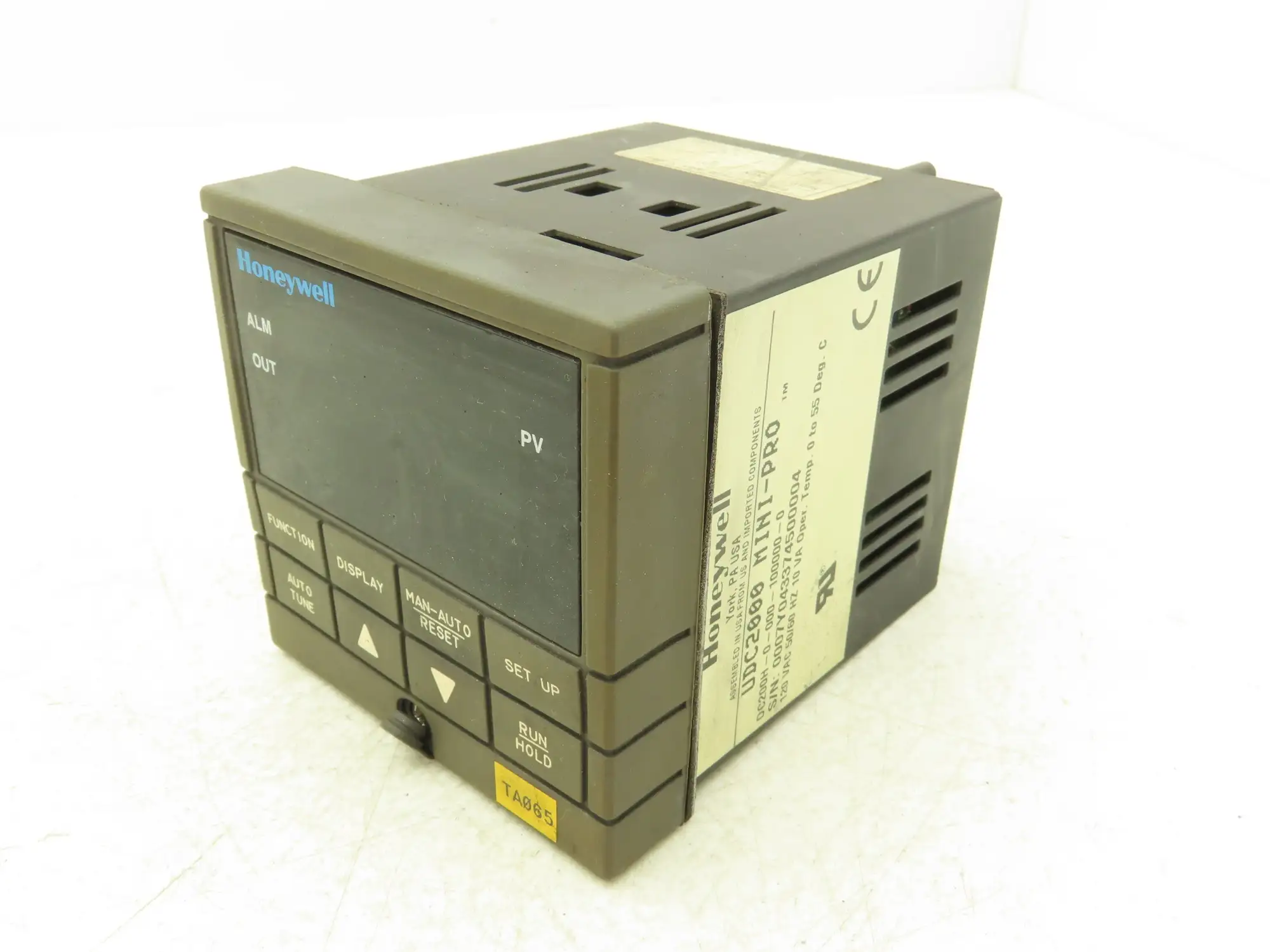 Honeywell UDC2000 Mini-Pro Temperature Controller 120VAC DC200H-0-000-10000-0