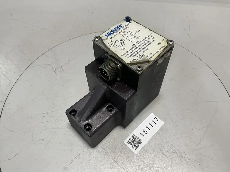 Used VICKERS EHST-3-FVF-30 Valves/Fittings Michigan US | Ideal Machinery #689155