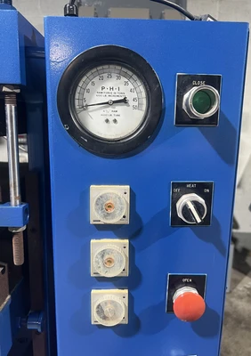 USED 1989 PHI PHI B333C-1-M-C PRESS