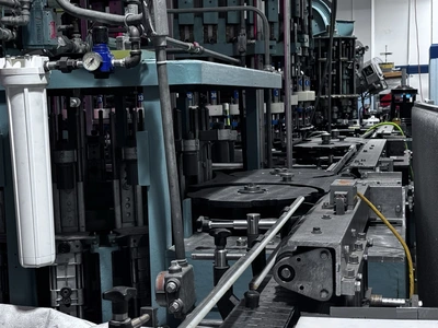 Used 1900 US BOTTLERS GV-36 Filling Machines Illinois US | Revelation Machinery #1295644