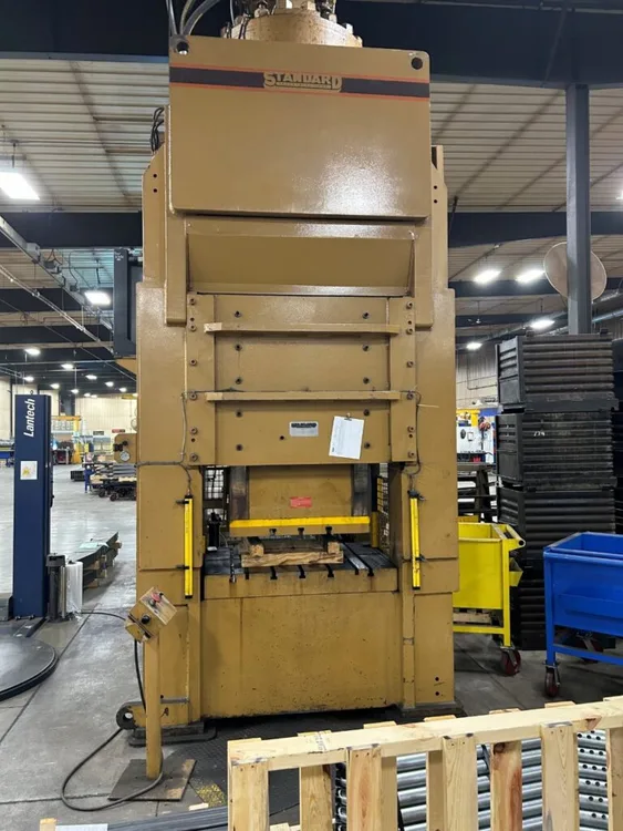 Used 2003 STANDARD INDUSTRIAL DCSS700 Straight Side Presses Georgia US | The Equipment Hub #1329226