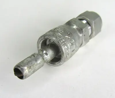 USED SWAGELOK B-QC4-S-400