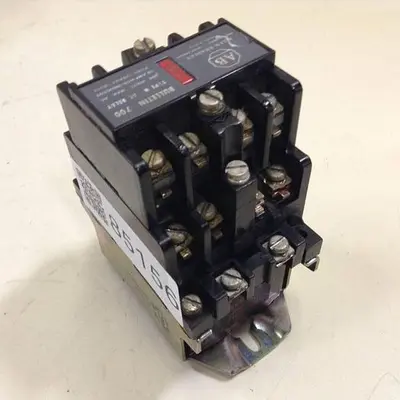 USED ALLEN BRADLEY 700-N800A1 SER C