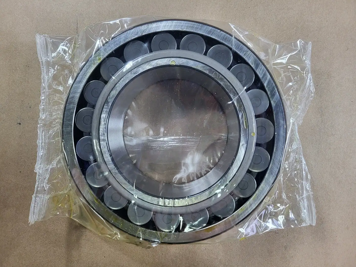 NEW SKF 22220 EK/C3