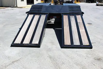 New | in-Stock 2026 PITTS LB35-22DC Lowboy Trailers Tennessee US | LMI Tennessee LLC #1505041