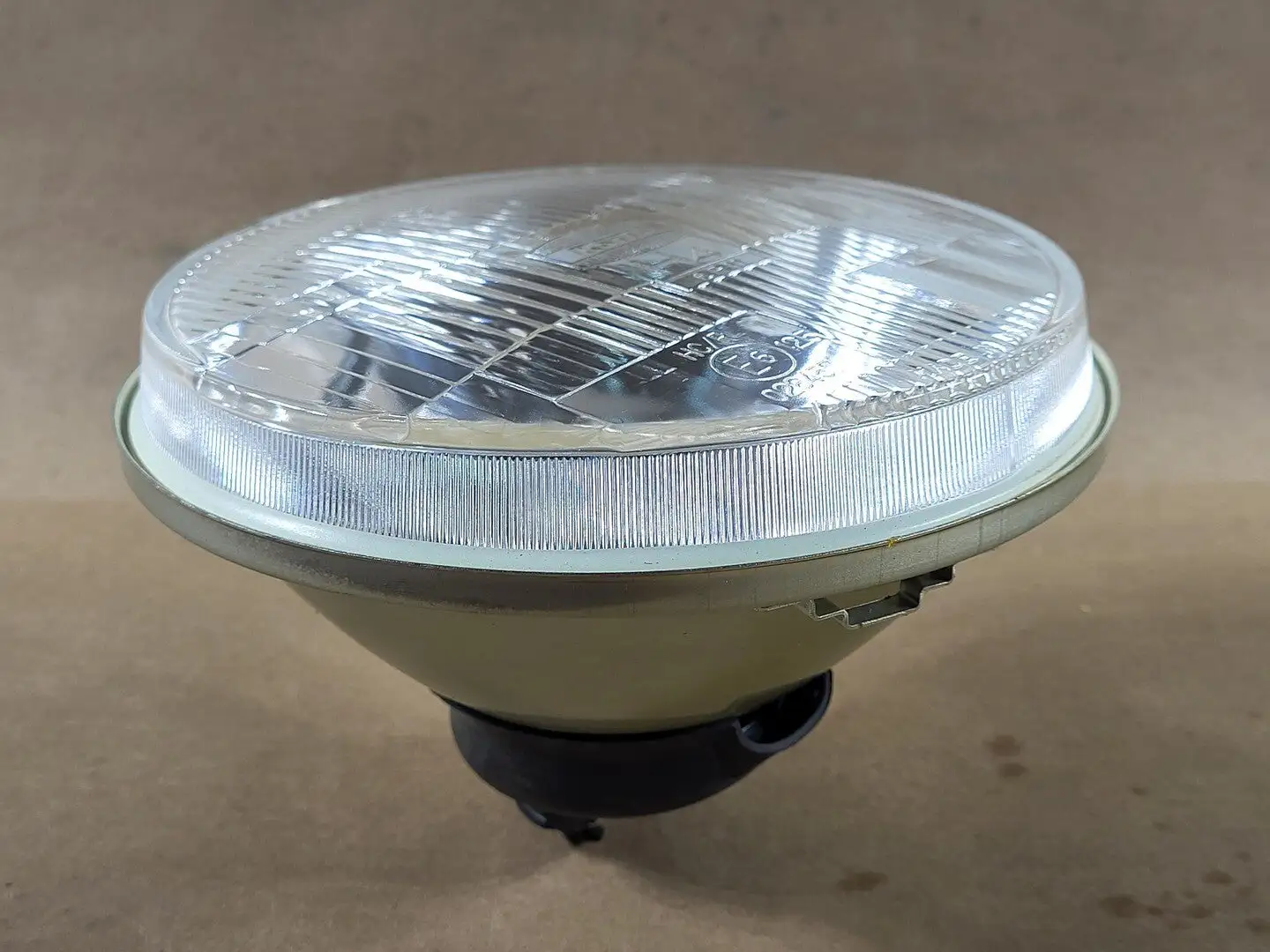NEW TOYOTA 90981-01035