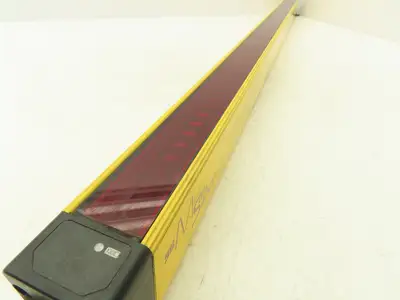 STI 70157-1017 STI MS46-30-870-Q1-X Light Curtain Transmitter 24VDC Input