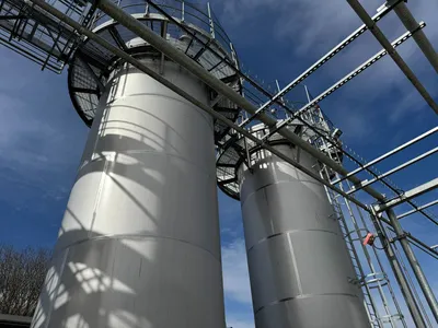 Little Used Mixing & Storage Tank Facility