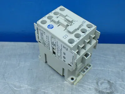 NEW ALLENBRADLEY 100C23EJ200