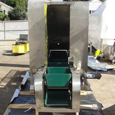 SPC6529  Conveyor New England Machinery bucket elevator Stainless Steel, 18 x 10