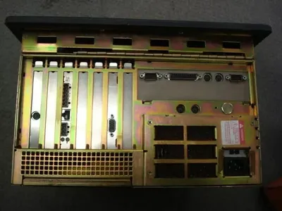 Allen Bradley 6180-AECBFFACABZ Industrial Computer Workstation Panel Ser A Used
