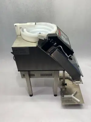 Used Kirby Lester Vibratory Bowl Pill/Tablet Counter, High-Capacity, Dual-Lane Tablet/Capsule Counters Michigan US | Maverick Industrial Sales #1397930