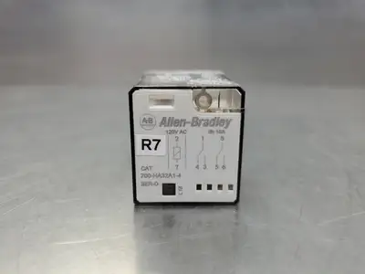 USED Allen-Bradley 700-HA32A1-4 Ser D Relay, 120VAC, 10A