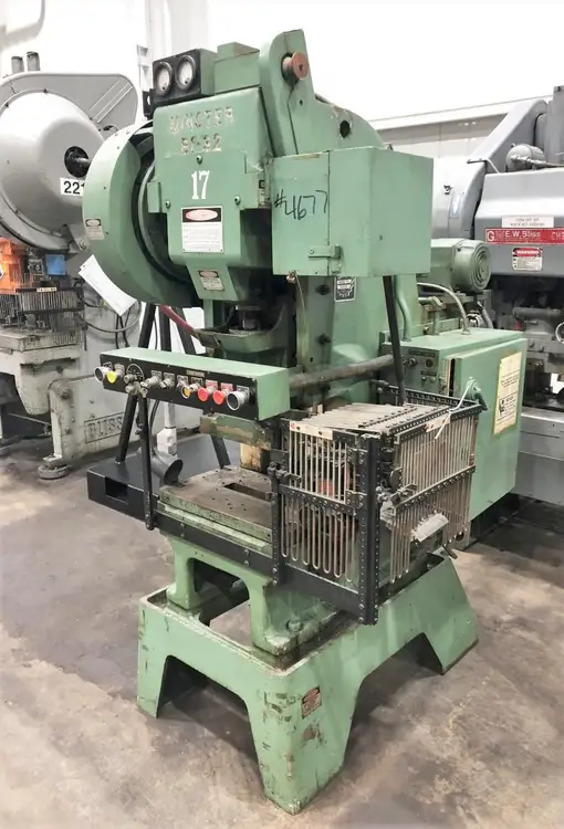 Used 1970 MINSTER MINSTER B1-32 PRESS O.B.I. Presses | Alma Machinery #898858
