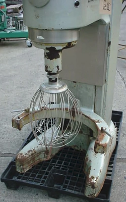 USED HOBART 80 QT MIXER HOBART 80 QT MIXER
