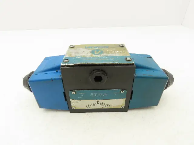 Used VICKERS _UNKNOWN_ Valves/Fittings Indiana US | Arrow Industrial #1316967