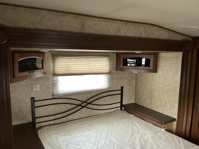 Used 2012 CROSSROADS RUSHMORE 34SB Campers, Caravans, Motorhomes Michigan US | Miedema Asset Management Group #1406929