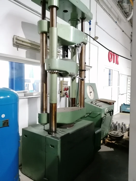 Used 1973 VEB ZD 100 Universal Testing Machines CZ | Amaron s.r.o. #1088483