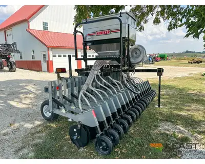 Used HINIKER _UNKNOWN_ Seeders Iowa US | Keast Enterprises #1360324