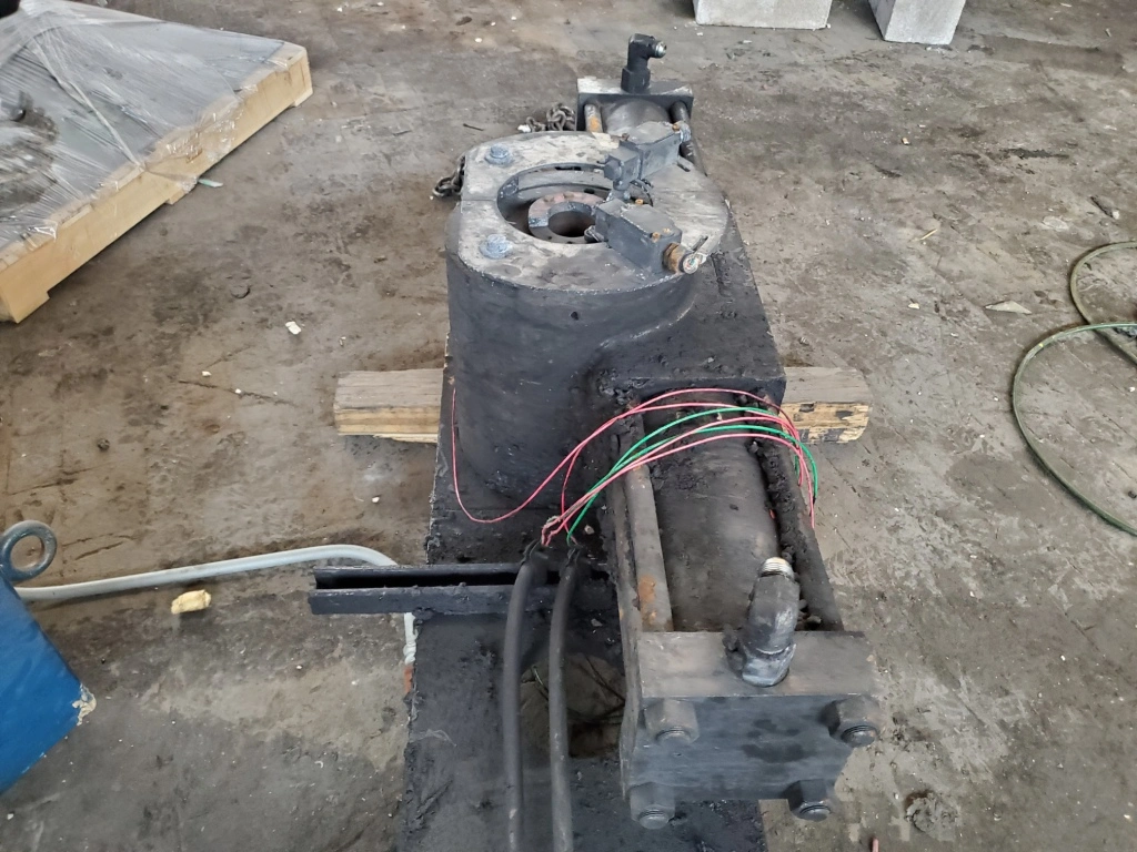 Linear Actuator for Farrel F270 or #11D Mixer