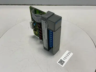 USED ALLEN BRADLEY 1746-P1 / 1746-A7