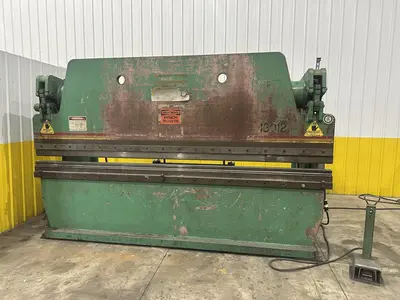 USED ACCURPRESS 713012