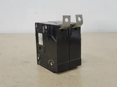 USED CUTLER-HAMMER BAB2035