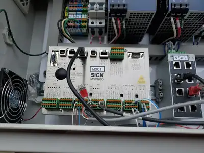 USED SICK SIC2000-9420T00S06 MSC-SIM COMBO 40A CONTROL CABINET