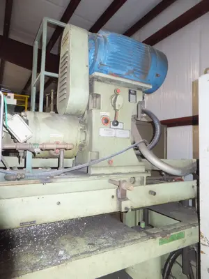 USED 1985 BEKUM H111