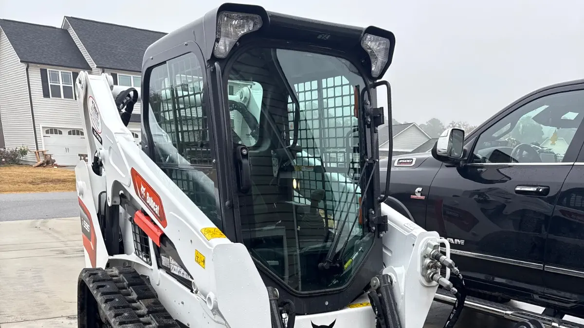 USED 2025 Bobcat T595