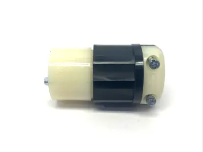 7314-C | Leviton  Locking Connector, 3-Pole 3-Wire 20A 125/250V #18-10 AWG - New