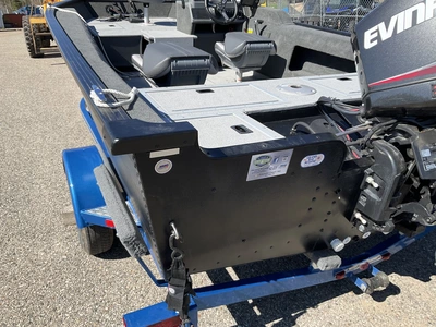 USED 2017 STARCRAFT RENEGADE 168