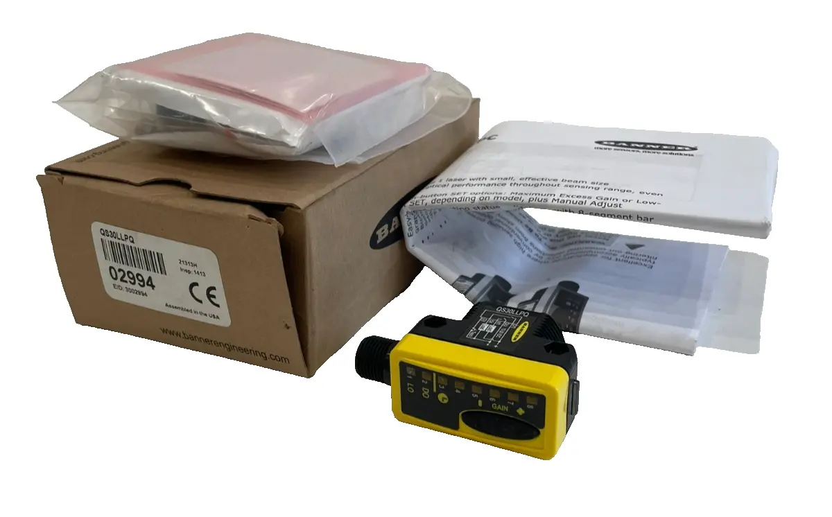 NEW BANNER ENGINEERING QS30LLPQ PHOTOELECTRIC SENSOR 02994