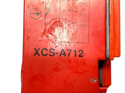 USED TELEMECANIQUE XCS-A712