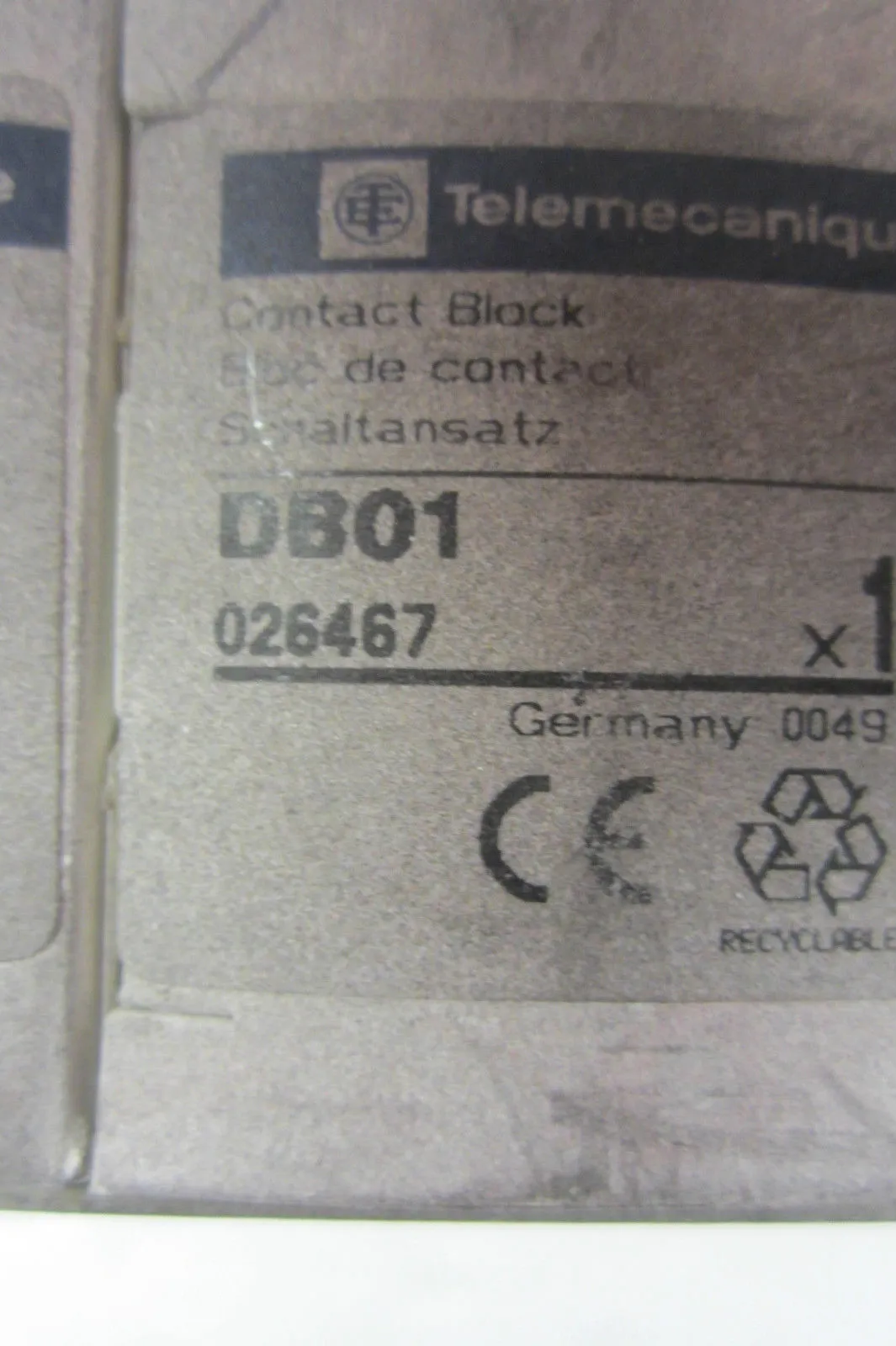 5 NEW TELEMECANIQUE DB01 CONTACT BLOCKS
