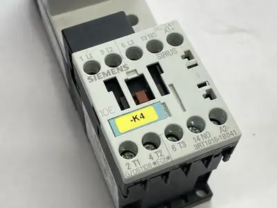 Used Siemens Contactor Starter Combination 1.4-2A 400VAC 24VDC PLC Contactors Michigan US | Maverick Industrial Sales #1401893