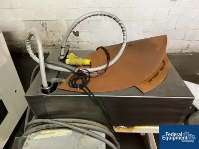 USED General Packaging Equipment General Packaging Vertical Fill Form and Seal Machine