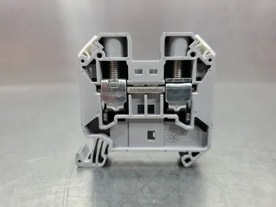 Phoenix Contact Typ UT 16 Terminal Block. 4D-8