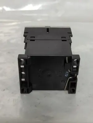 Used SIEMENS 3RT1015-1BB41 Miscellaneous Equipment (Electrical & Power) Ohio US | Surplus Asset Holdings #1425641