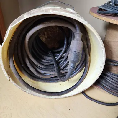Miscellaneous Electrical Cables and Components