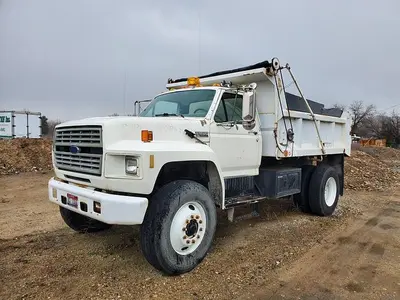 USED 1994 FORD F800