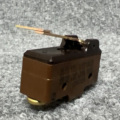 New | in-Stock Honeywell 139028B Switch Parts California US | Davliegogo LLC #1708419