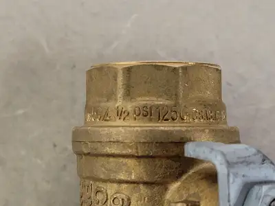 USED RUB INC. CW617N