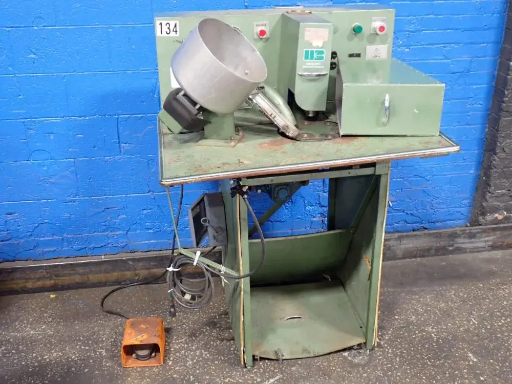 USED 1985 HANDY BUTTON MACHINE CO 300 MACHINE